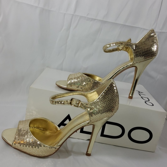 🤩Aldo 🌟Metalic Gold sequin peeptoe pumps - Picture 8 of 8
